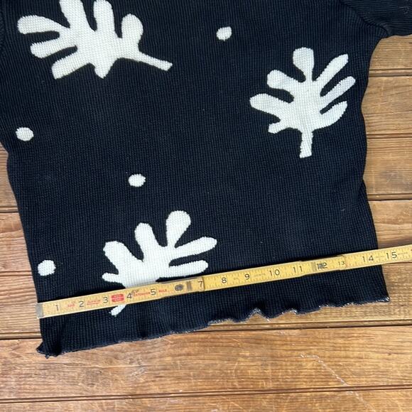 Vintage Women’s Maureene Keene NYC waffle knit cut out long sleeve top size sm - Picture 5 of 7